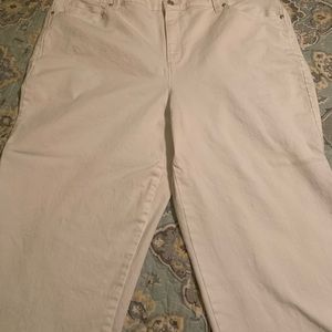 Gloria Vanderbilt White Amanda Jeans